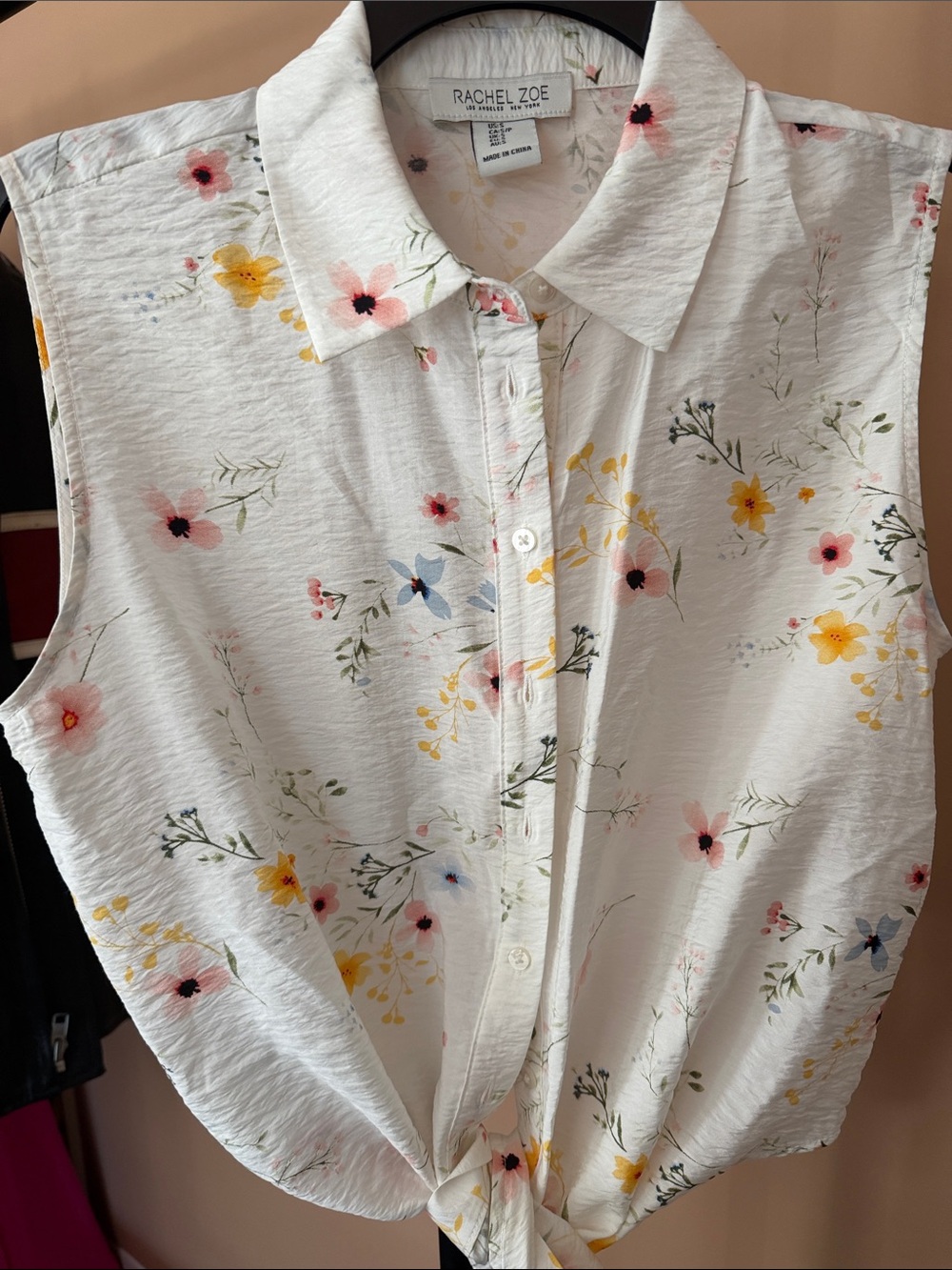 Rachel Zoe White Sleeveless Button-Front Floral Top